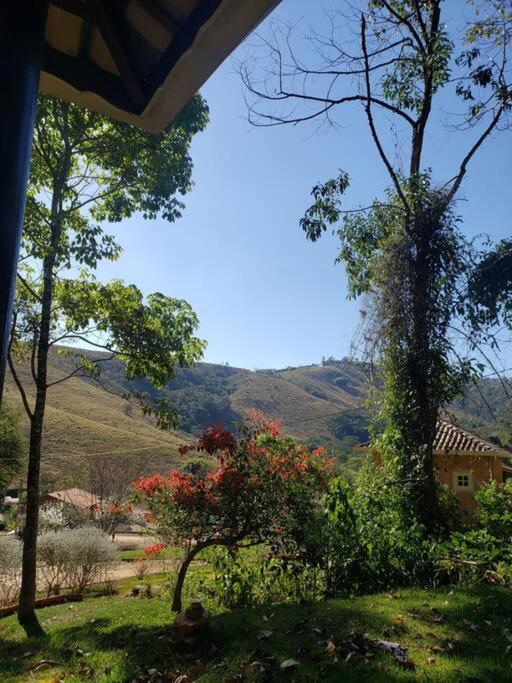 Recanto Dos Beija Flores, Chale Bougainville Monte Alegre do Sul Exterior photo
